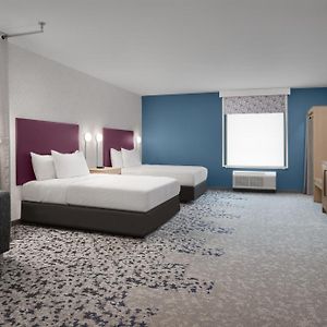 Queen Studio Suite Mobility or Hearing Accessible